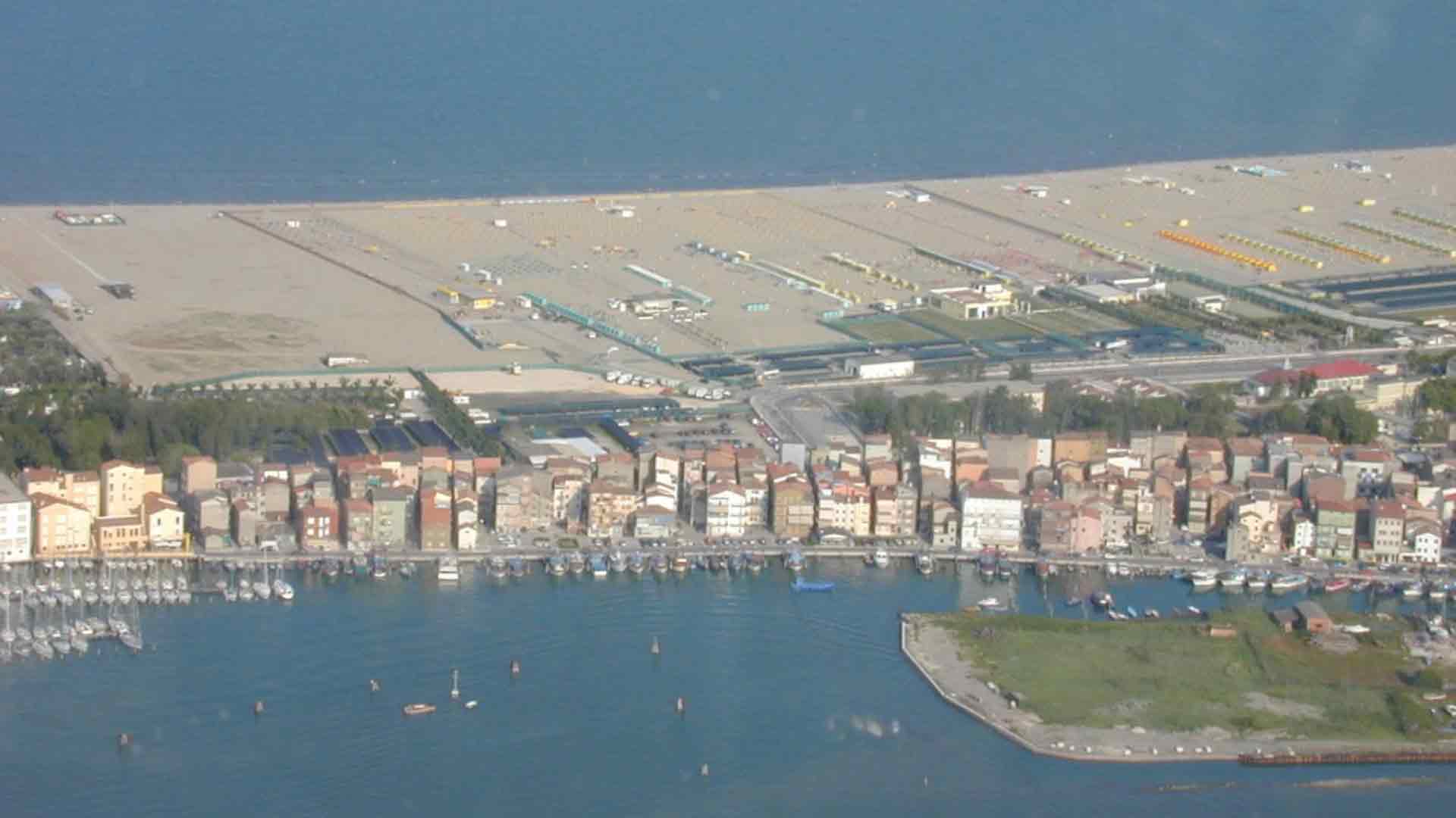 Sottomarina dall'alto